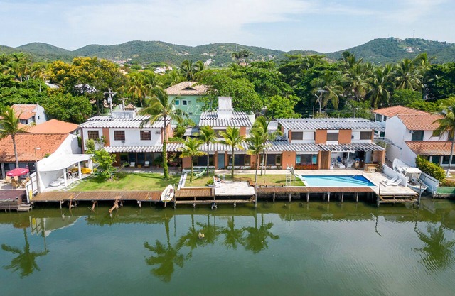 CASA PARAÍSO - CANAL DAS OSTRAS - CABO FRIO