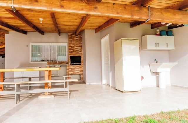 Casa para até 10 pessoas com churrasqueira QF1846