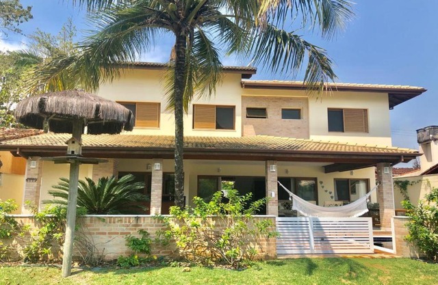 Casa particular na praia de Guaecá