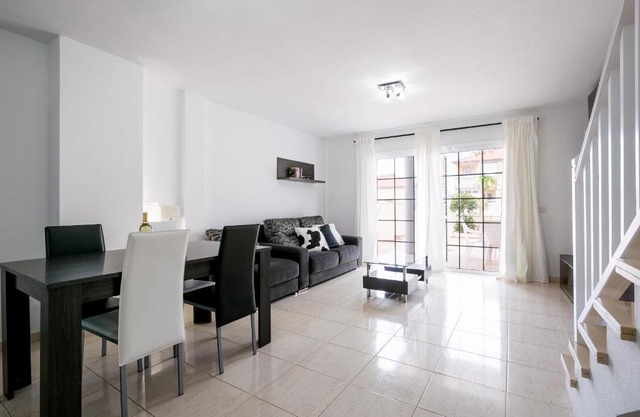 Casa Pelada, Medano Beach