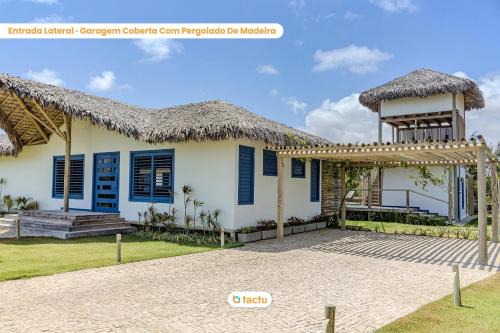 Casa Pipa in a luxury condominium in Fortim