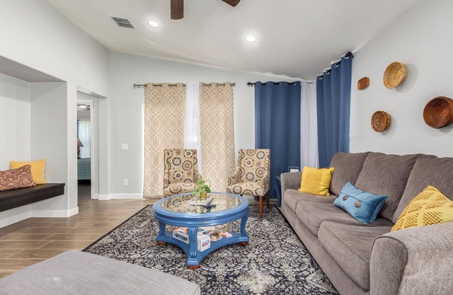 Casa Pueblo Featuring 4Bedrooms in Goodyear, AZ