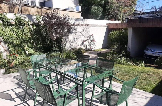 Casa Quinta Sección a 150 metros parque San Martín y 300 metros Av Aristides Villanueva