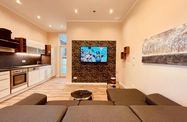 CASA REHSE I Loft-Apartment mit Gartenblick I kostenlos Parken & WLAN I Self-Check-in I 55Zoll-Smart&Kabel-TV I ÖPNV