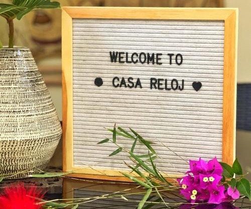 CASA RELOJ