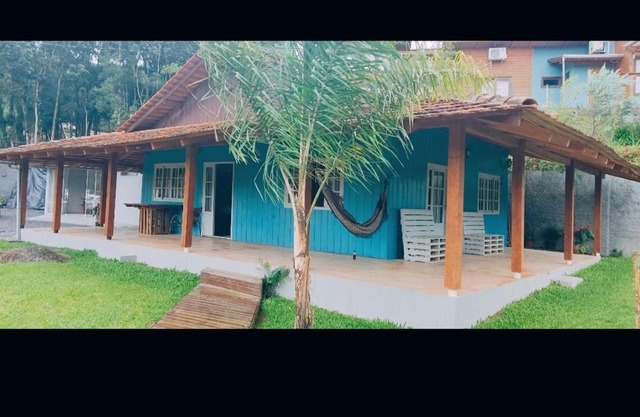 Casa Rio bonito/palmeiras