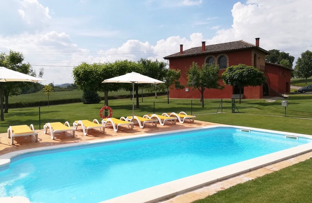 Casa Roca Carboner - 5 km from Vic. - Pool, Huge Garden, Games Room & much more