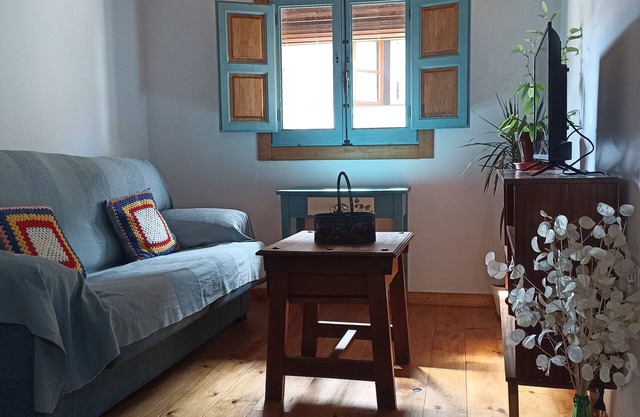 Casa Rural con dos Casitas de Alquiler Completo. Ambas con su Cocina y Salón