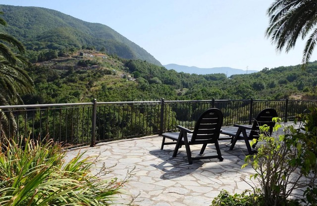 Casa rural con barbacoa y vistas a la Montaña