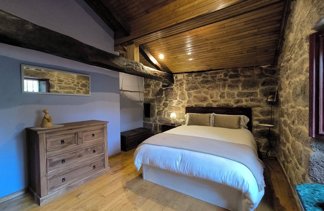 Casa Rural de dos Habitaciones en Pleno Bosque de la Ribeira Sacra