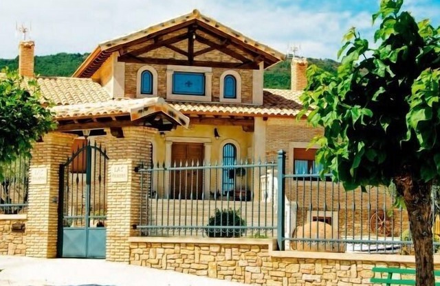 Casa Rural Las Palomas I and II for 6 people