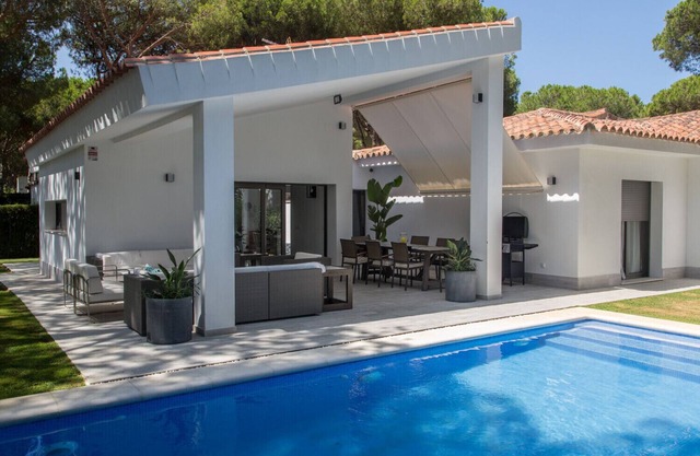 Casa Santa Mónica. Designer beach house, 500m to sea