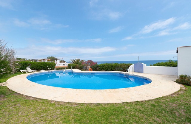 CASA SILOAM - Wonderful house with sea views, shared swimming pool and free WIFI