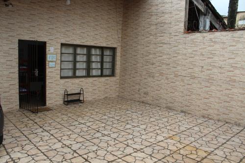 Casa simples, ampla e confortável a 5 min da praia