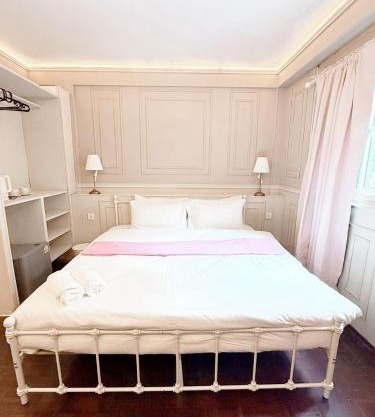 Casa Sukhumvit 11 BTS Nana -คาซ่า สุขุมวิท 11 บีทีเอสนานา