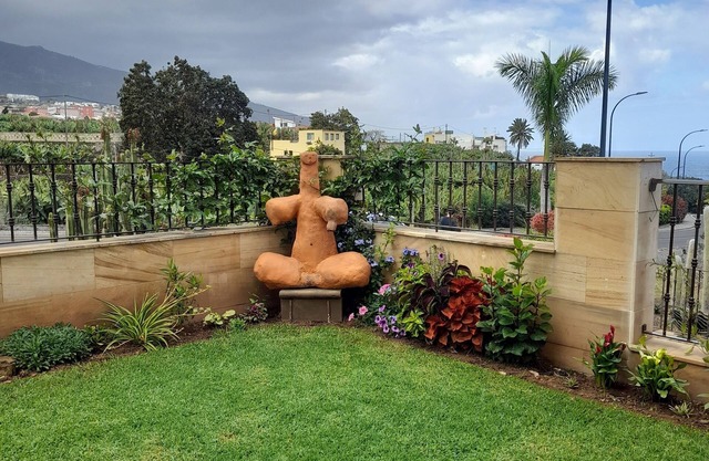 Casa Sunset incl. private garden with sea and Teide views, near Loro Park