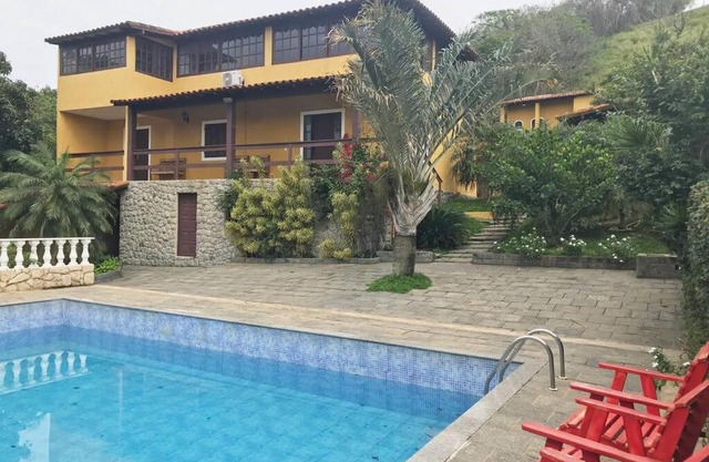 CASA SURYA, Piscina Fantástica, Churrasqueira, Completa, 18 HÓSPEDES na REGIÃO DOS LAGOS - Casa de Campo