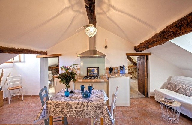 Casa Tenda flat in stone house
