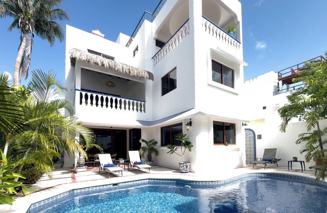 Casa Tequila – A Tropical Oasis in Puerto Morelos