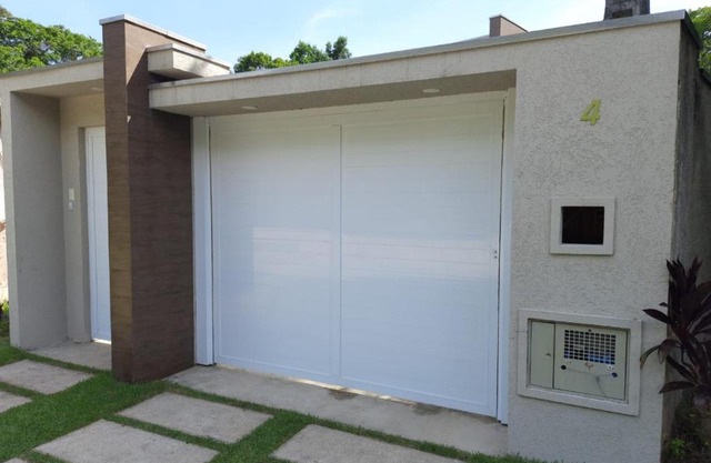 CASA TERREA WI-FI 3 SUITES 900m PRAIA DE GUARATUBA SP