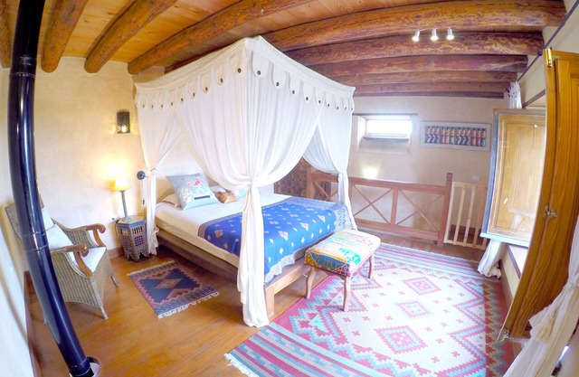 Casa Tomaren, Unique Rural Villa with shared heated pool and jacuzzi