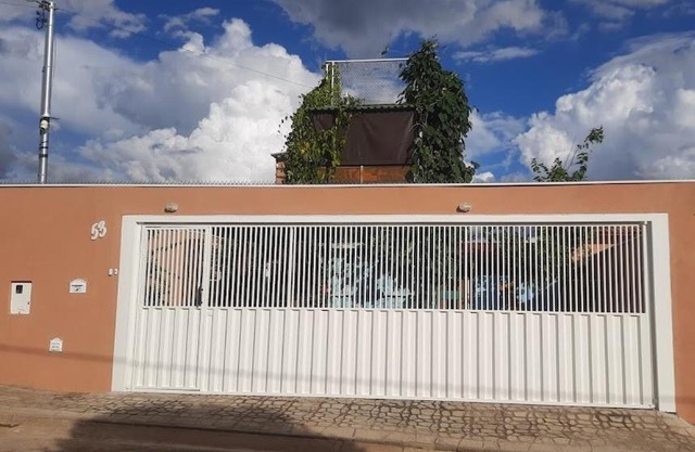 Casa Topázio no Container dos Cristais