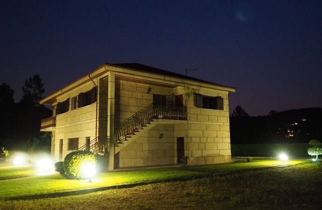 Casa Travessa do Monte by LovelyStay