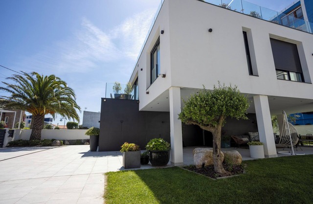 Casa turquesa spectacular house on the beachfront