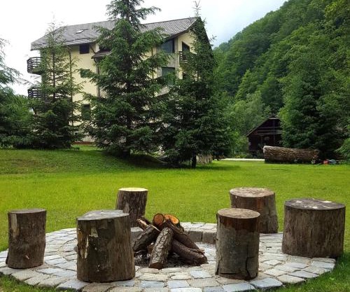 Casa Valea Cernei