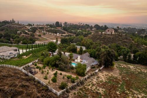 Casa Verde Wine Country Estate w Pickleball Casita