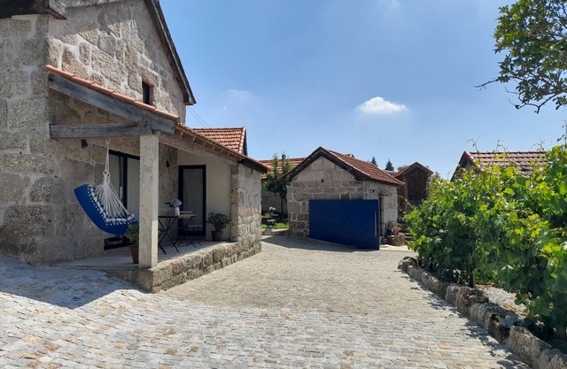 Casas do Arrabalde, Guest accommodation, village of Gouveia, S. Simao, Amarante