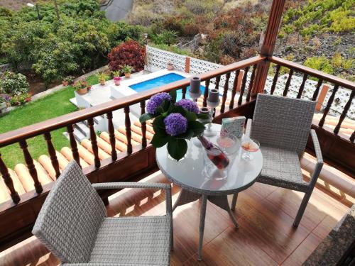 Casas Hoya Limpia- Sólo Adultos