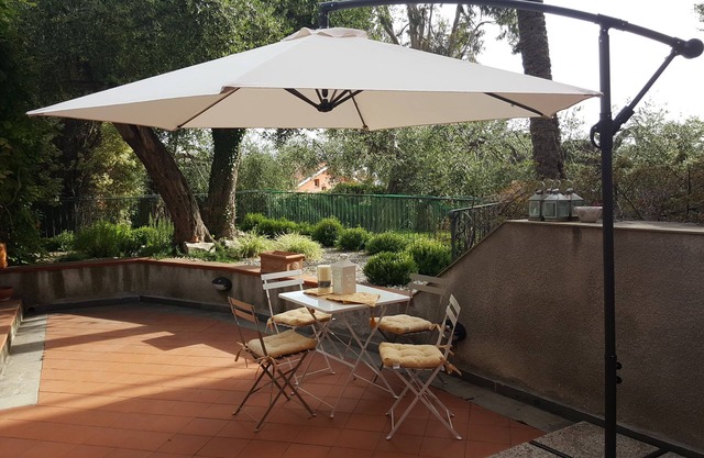 Cascine di Oneglia area, accommodation in period building, suitable for families