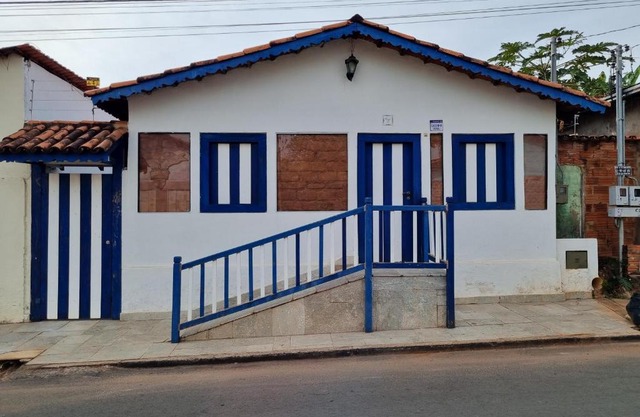 CASINHA AZUL/PIRINOPOLIS