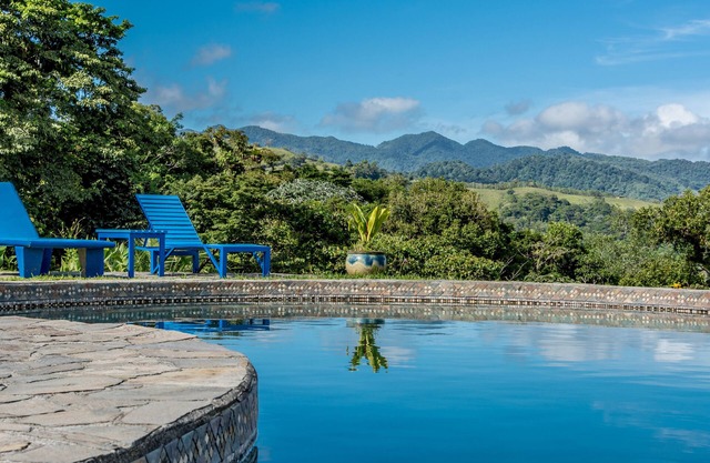 Casita at Nepenthe. Private Villa, Gorgeous views and Free Breakfast!