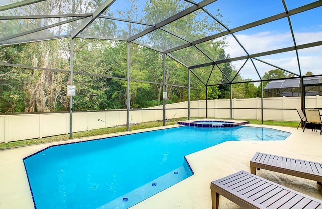 Casita mi Encanto a Cozy & Spacious House, 4-bedroom 3-Bath & pool