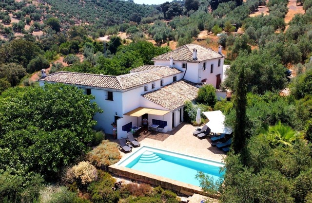 Casita Perdiz at Cortijo las Rosas - Peace & Tranquility in the Olive Groves
