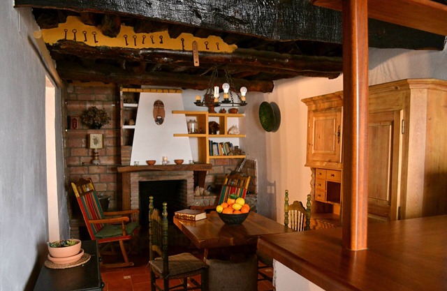 CASTAÑO REAL House (Atalbéitar) in the Alpujarra Granadina 6 5 3 1 1 5 5 1 9. call
