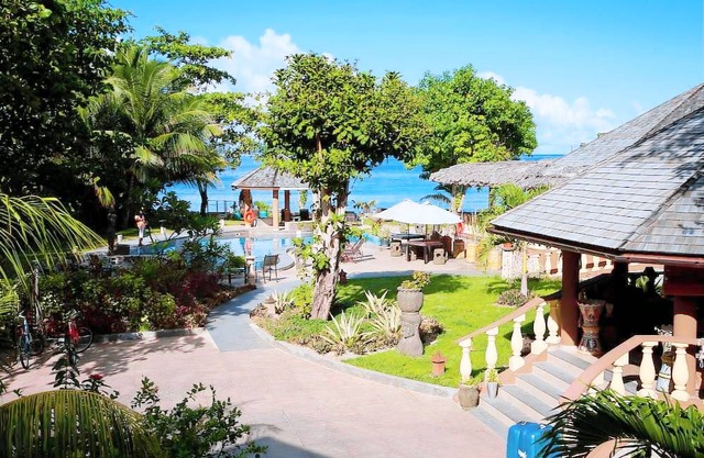 Castello Beach Hotel
