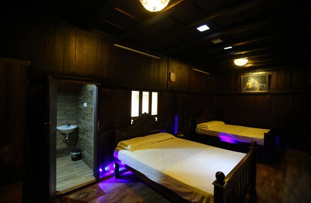 Castillo De Woods - The Traditional Luxury Villa, Munnar