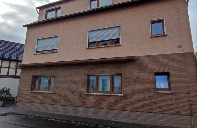 Castle apartment in Burghaun with balcony and 3 bedrooms for 5 persons.