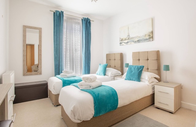 Castle Haven Apartment, Redhill