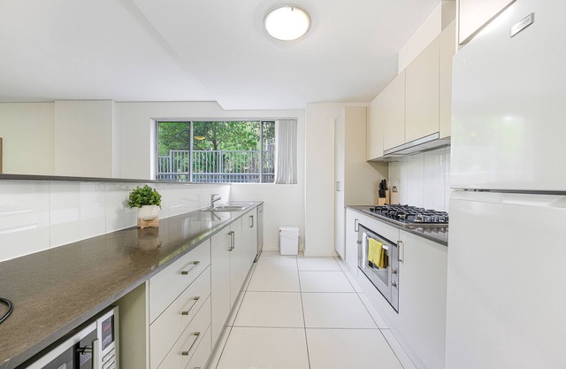 Castle HIll Sweet Modern 3BR Apt with 2 Parking