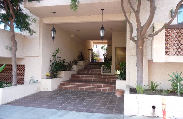 Catalina Got Cart Condo !