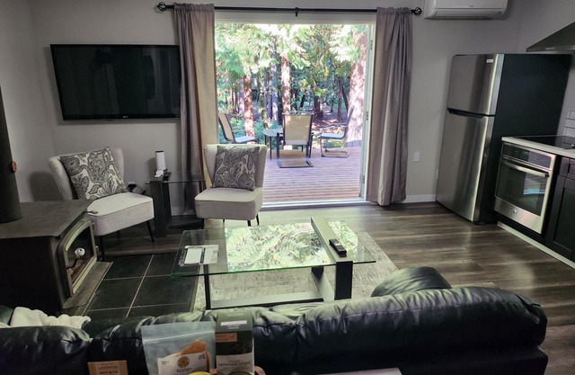 Cedar Creek - Medium Term Accommodations Nestled in Nature