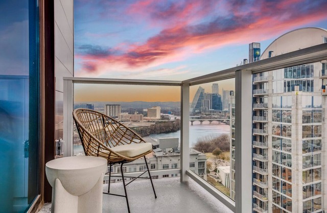 Cedar Door by AvantStay | Brand New Condo Room in Austin w/Amazing Amenities!