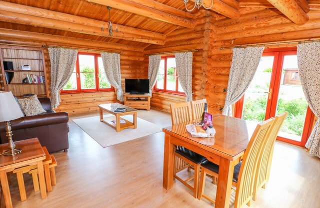 Cedar Lodge