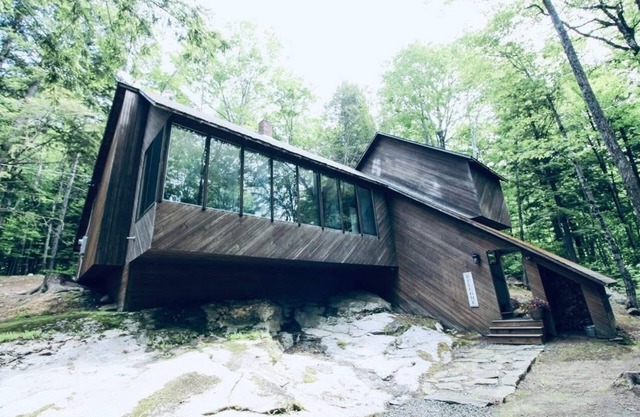 Cedar&Stone: Cozy cabin in the Western Maine Mountains. Skiing, hiking, biking