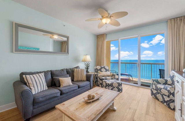 CELADON!~Gulf Front~ Quiet West End~Free Beach Chair Service! Two Bedroom+Bunk Room!