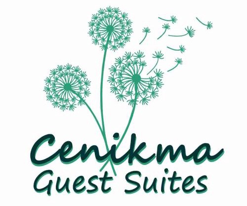 Cenikma Guest Suites - Family Room 2